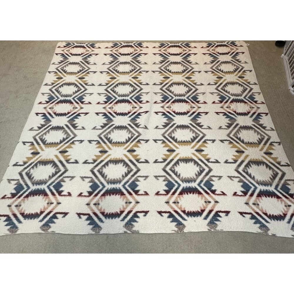 Pendleton Multicolor Geometric Throw Blanket
